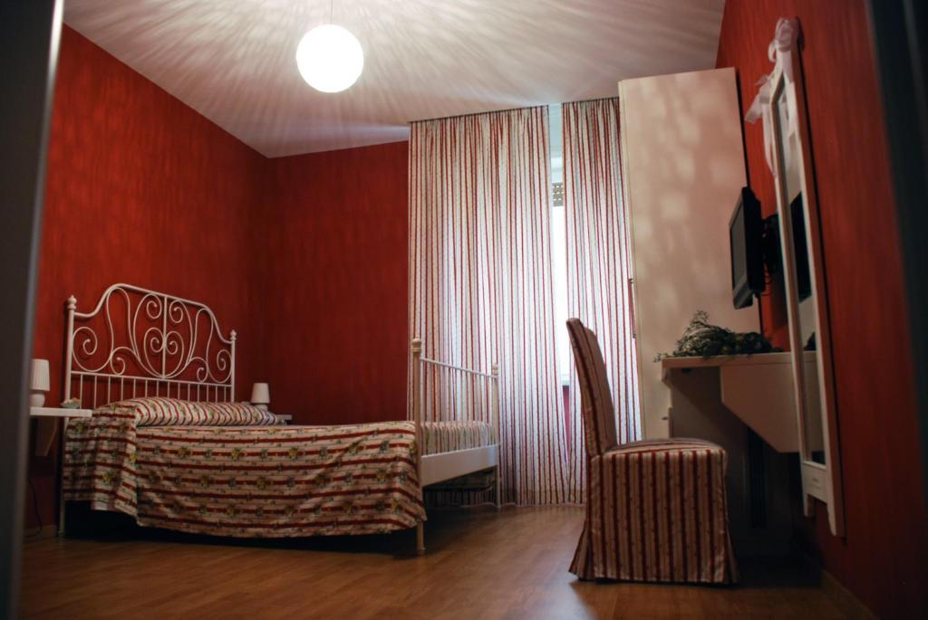 Ferienwohnung Vieniaroma Zimmer foto